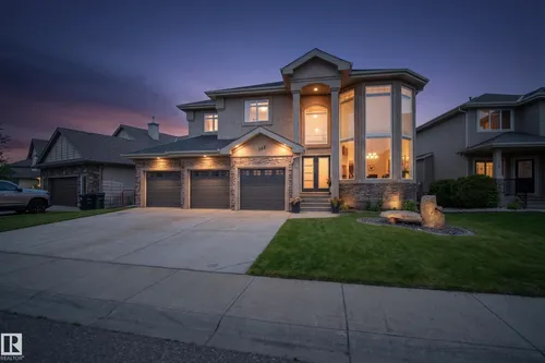 358 Cowan CR, Sherwood Park - $1,050,000