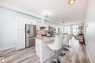 Interior photo 1 of #414 9507 101 AV NW