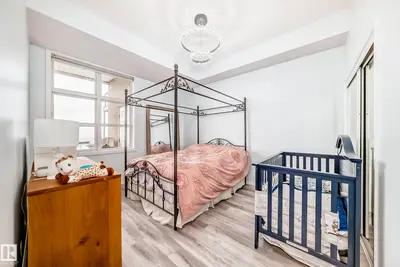 Interior photo 3 of #414 9507 101 AV NW