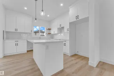 Interior photo 2 of 