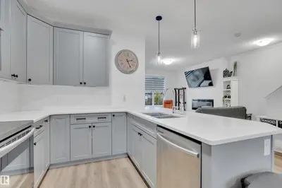 Interior photo 4 of 417 Boreal DR