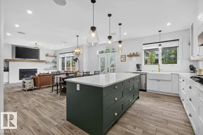 Interior photo 3 of 4470 SUZANNA CR SW