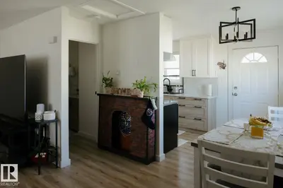 Interior photo 4 of 10503A 109 ST