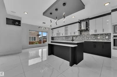 Interior photo 2 of 1460 25 ST NW