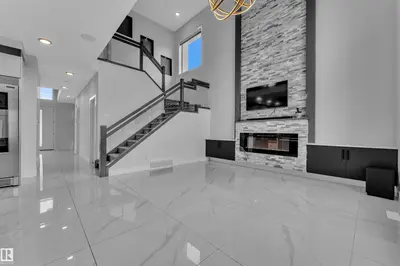 Interior photo 4 of 1460 25 ST NW