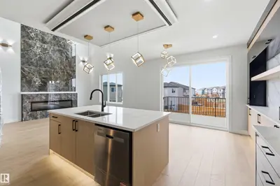 Interior photo 4 of 417 PINE PT