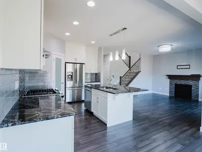 Interior photo 3 of 