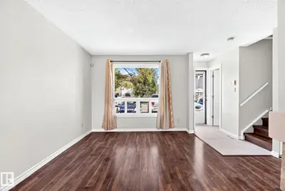 Interior photo 3 of #7 1651 46 ST NW