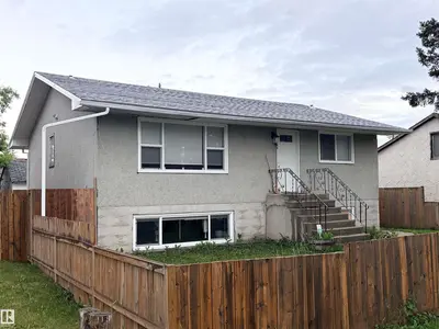 Interior photo 2 of 4704 51 AV