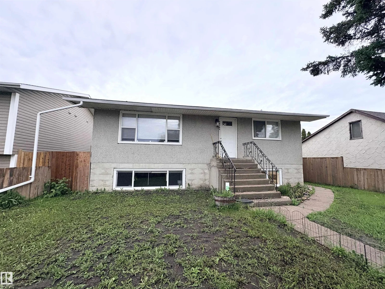 4704 51 AV, Bonnyville Town - 5 bedroom Duplex for sale