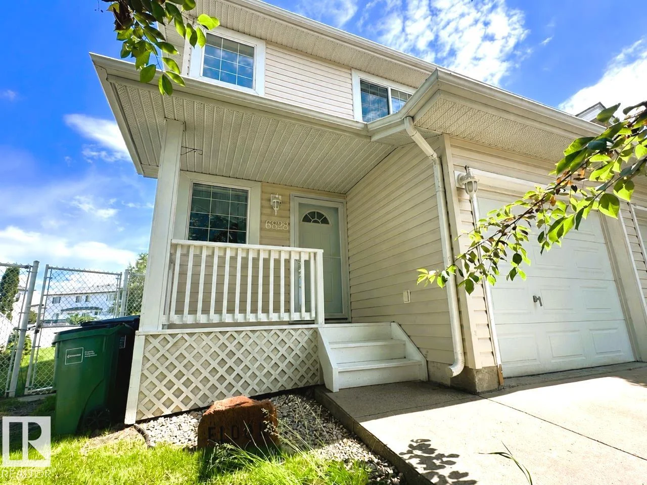 6828 159A AV NW, Edmonton - 3 bedroom Duplex for sale