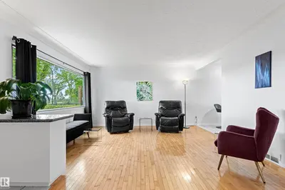 Interior photo 3 of 8707 69 AV NW