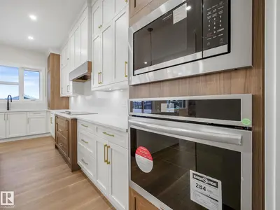 Interior photo 4 of 4051 120 ST NW