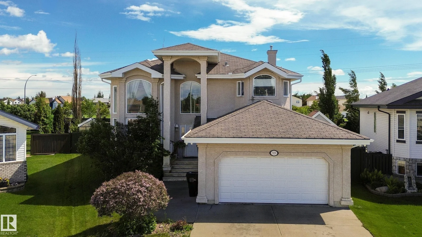 325 CUTTS CO NW, Edmonton - 5 bedroom Detached Single Family for sale