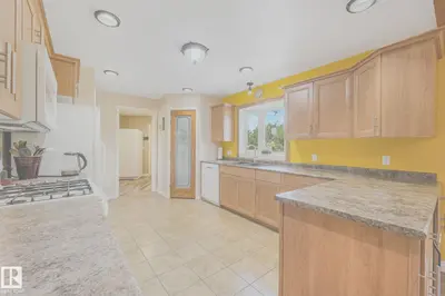 Interior photo 3 of 25426 TWP ROAD 602