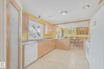 Interior photo 4 of 25426 TWP ROAD 602
