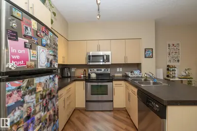 Interior photo 2 of #1004 10136 104 ST NW