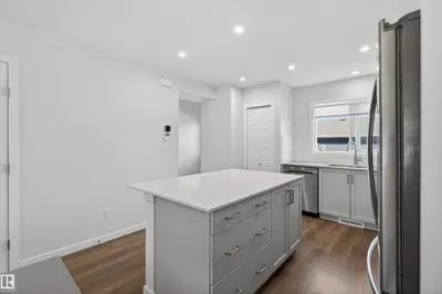Interior photo 3 of 2422 TRUMPETER WY NW
