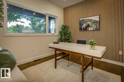 Interior photo 4 of 7924 92 AV NW