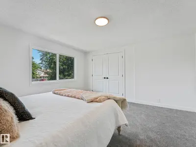 Interior photo 2 of #10 13833 30 ST NW
