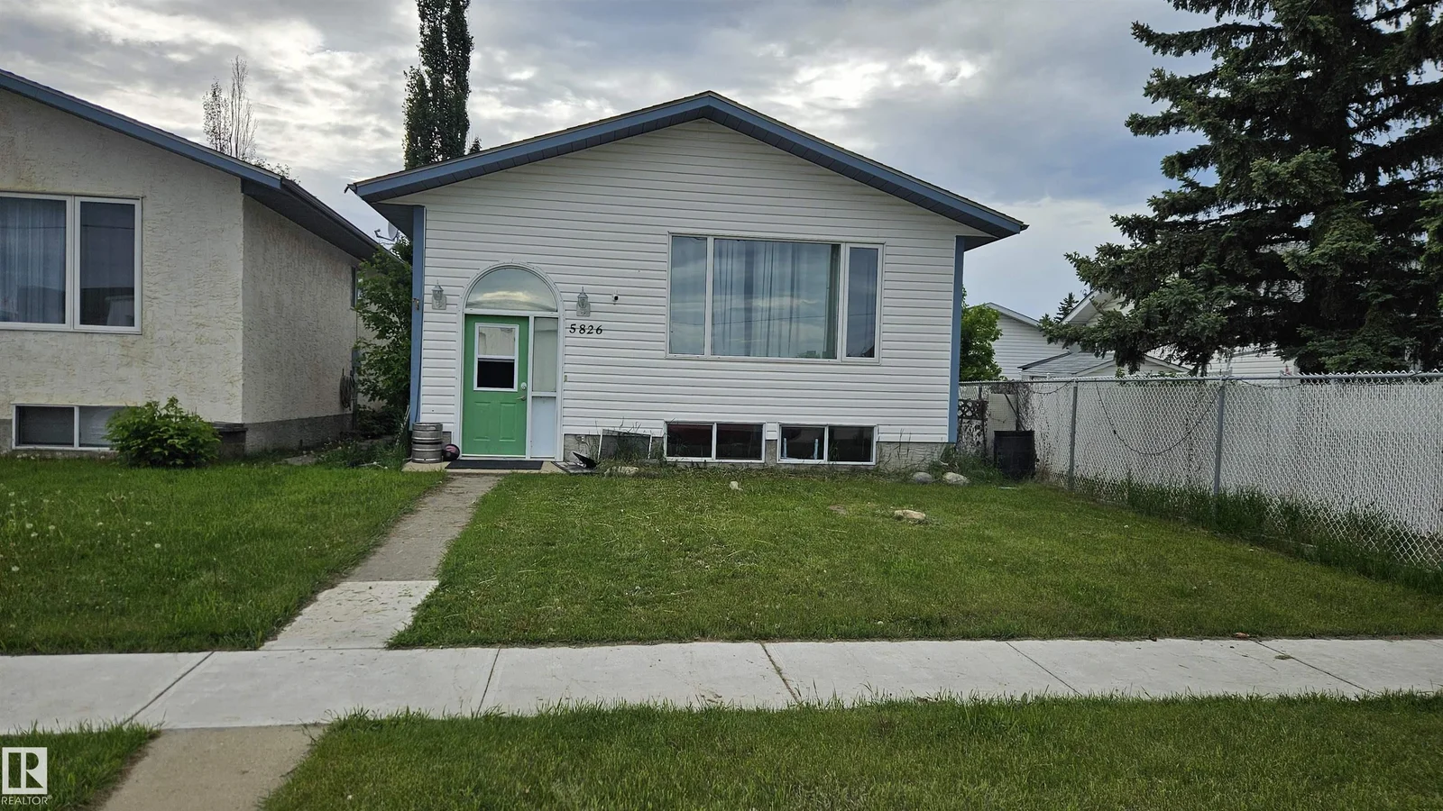 5826 49 ST, Tofield - 5 bedroom Detached Single Family for sale