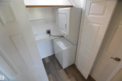 Interior photo 3 of 10511 19 AV NW