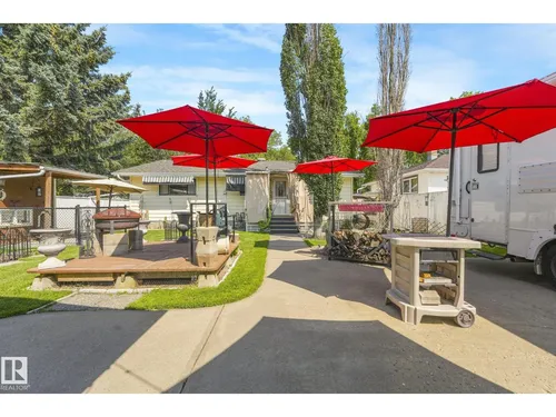11836 135 ST NW, Edmonton - $419,900