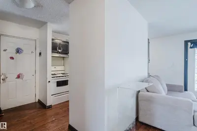 Interior photo 3 of 3917/19 54 ST