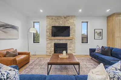 Interior photo 2 of 14711 88 AV NW