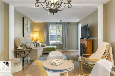 Interior photo 3 of 171 RIDGEWOOD