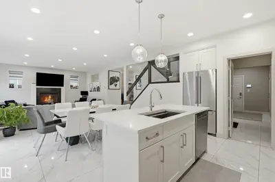 Interior photo 4 of 76 JACOBS CL