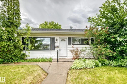 13215 132 AV NW, Edmonton - $320,000