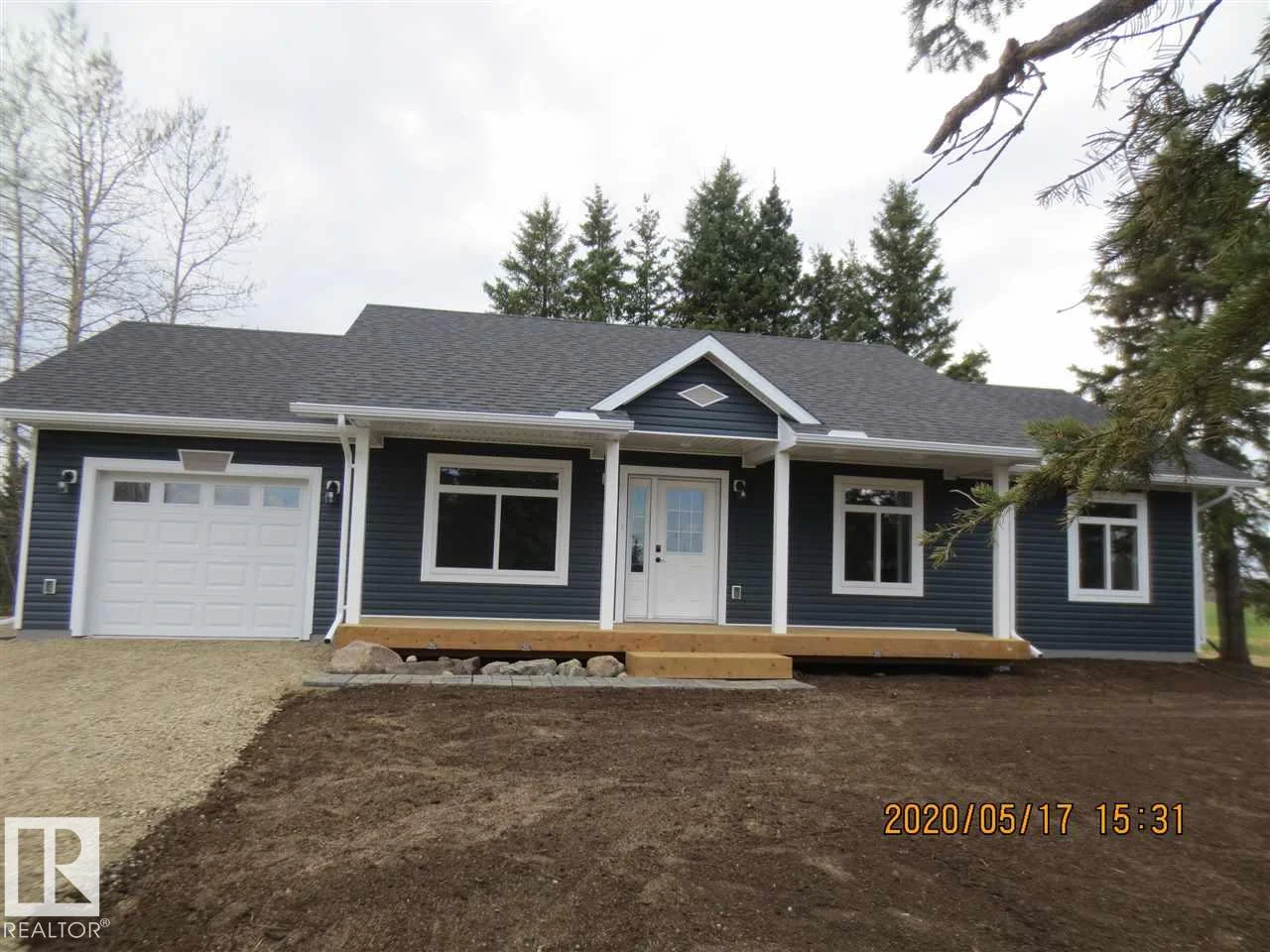 5040 50 ST, Niton Junction - 3 bedroom Detached Single Family for sale