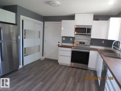 Interior photo 1 of 5040 50 ST