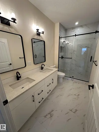 Interior photo 2 of #31 11 DALTON LI