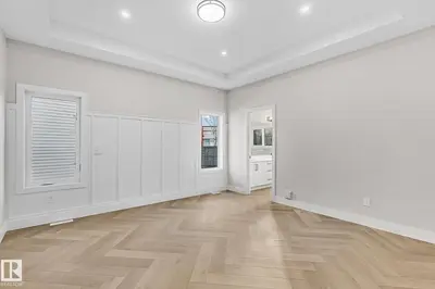 Interior photo 4 of 519 Ashgrove Circle