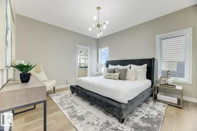 Interior photo 2 of 519 Ashgrove Circle