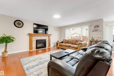 Interior photo 3 of 3012 25 AVE AV NW
