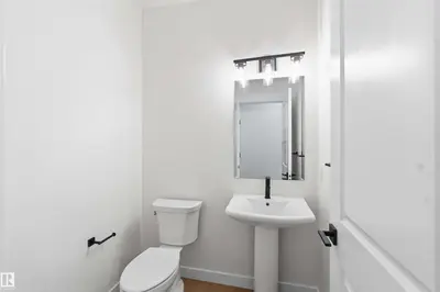 Interior photo 4 of 1085 CRISTALL CR SW
