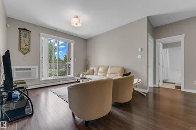Interior photo 2 of #115 812 Welsh DR SW SW