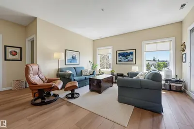 Interior photo 4 of #328 160 MAGRATH RD NW