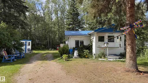 314, 11121 TWP RD 595, Rural St. Paul County - $99,000