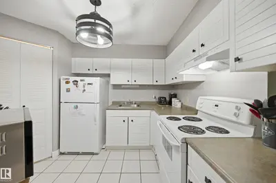 Interior photo 4 of #200 10149 Saskatchewan DR NW