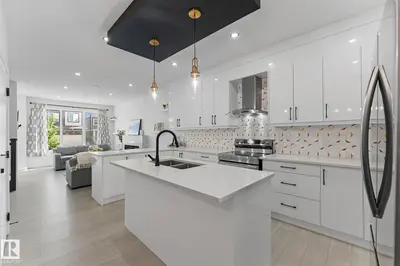 Interior photo 4 of 3606 42 AV