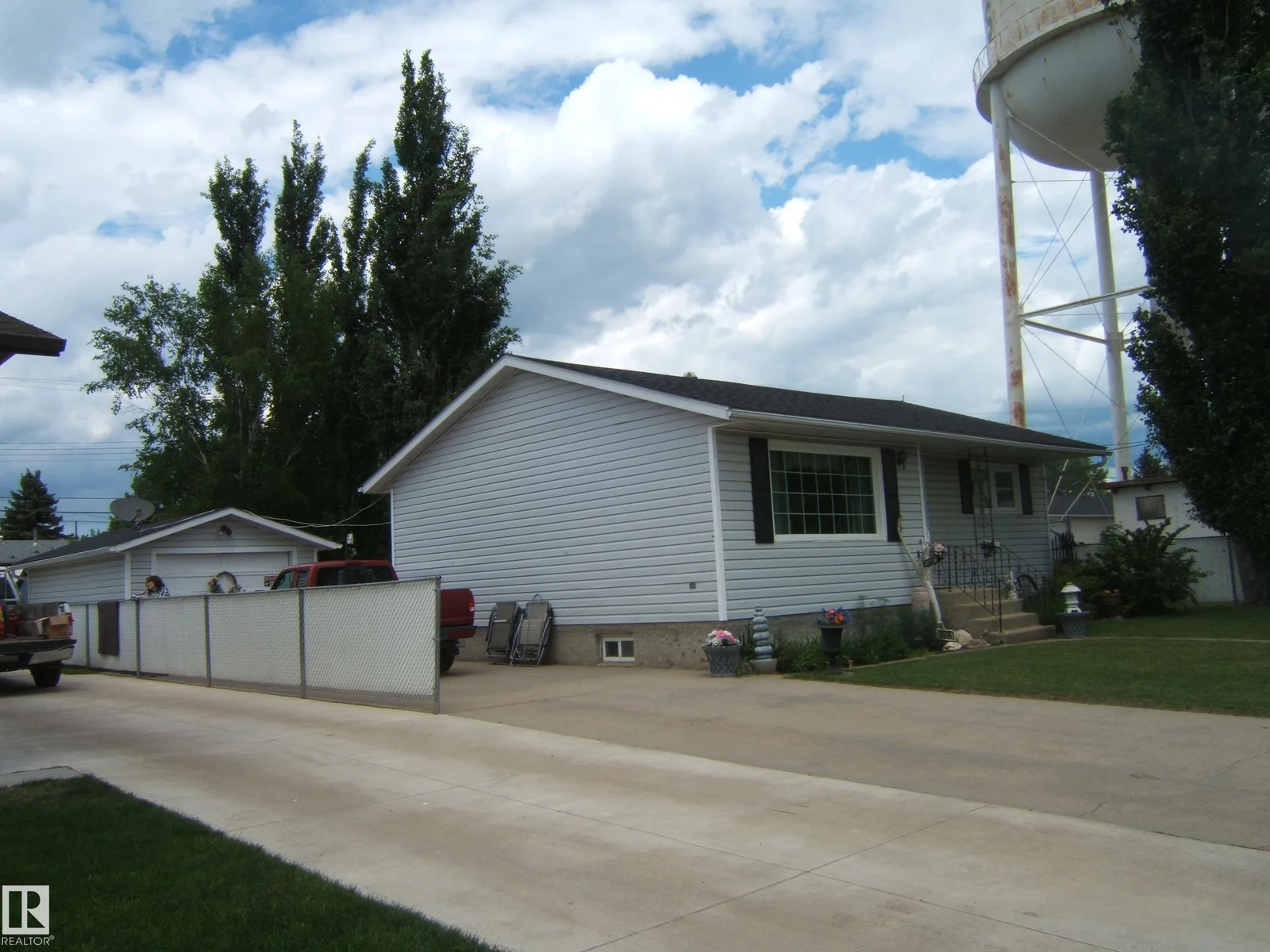 4606 51 AV, Two Hills - 5 bedroom Detached Single Family for sale