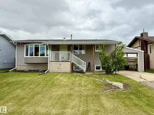 5032 45 ST, Lamont - $289,000