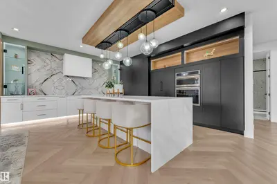 Interior photo 4 of 204 33 STREET SW SW