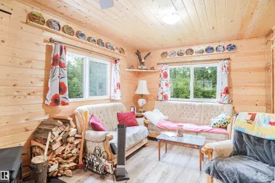 Interior photo 2 of #549 11207 TWP ROAD 564