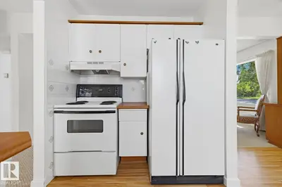 Interior photo 4 of 4232 114 AV NW