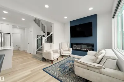 Interior photo 3 of 3173 CHECKNITA WY SW